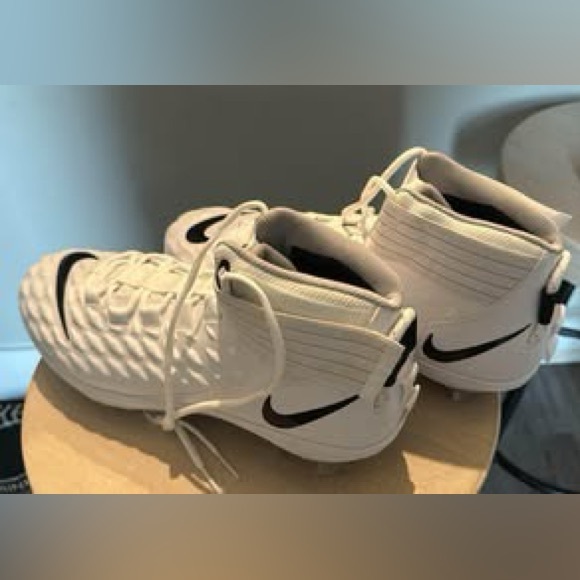 BRAND NEW NIKE FORCE SAVAGE PRO 2 CLEATS - Picture 1 of 5